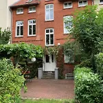 Friedenstrasse 11 4*
