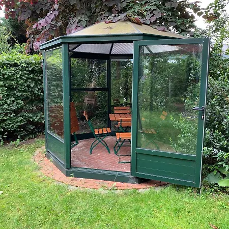 Friedenstrasse 11 4*