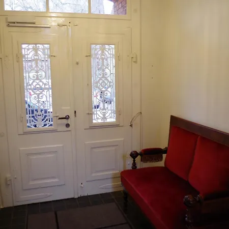 ゲストハウス Friedenstrasse 11 4*