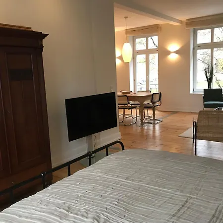 Friedenstrasse 11 4*