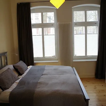 ゲストハウス Friedenstrasse 11