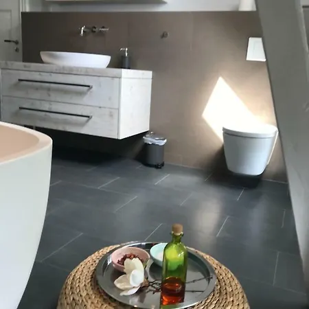 Friedenstraße 11 Gasthof 4*