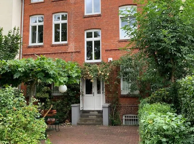 Friedenstrasse 11 4*